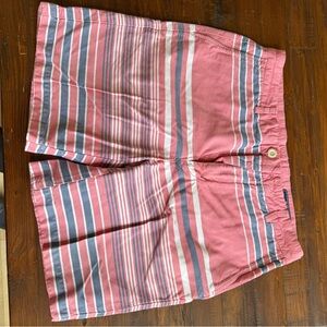 Vineyard Vines Pink and Gray Striped Men's Shorts | Size 34